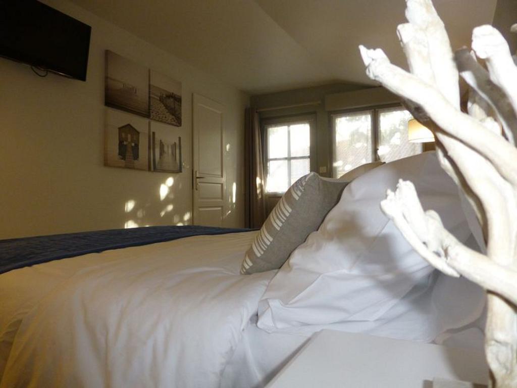 Le Clos Du Miroir Courset 部屋 写真